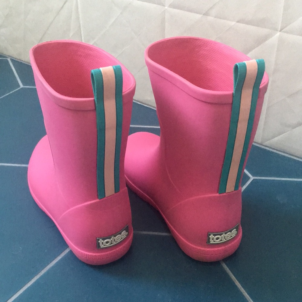 Pink Totes rain boots